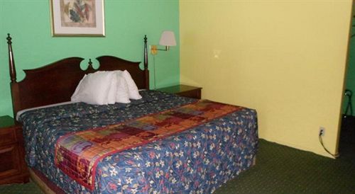 Super 8 By Wyndham Sonora Motel Buitenkant foto