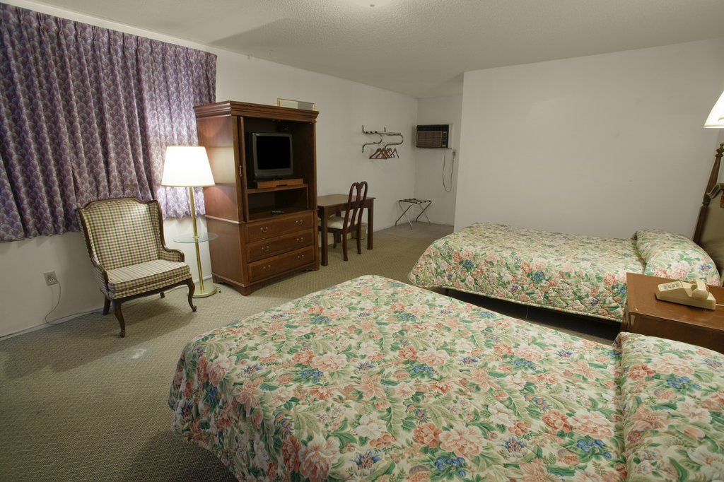 Super 8 By Wyndham Sonora Motel Buitenkant foto